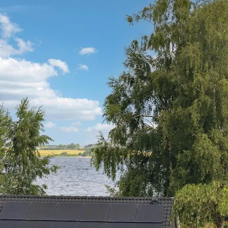 1 Bedroom Lovely In Nyaraló