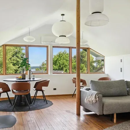 1 Bedroom Lovely In Nyaraló